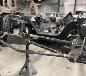Single-Swing Steering / 1980-1996 Ford Bronco F-150