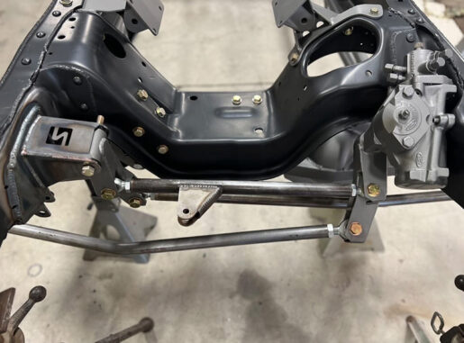 Bronco-swing-steer7 Single-Swing Steering / 1980-1996 Ford Bronco F-150