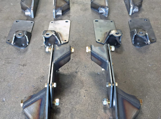 Ford-Bronco-4-link-long-travel-suspension-kit (12) 4-Link Bronco Frame Pivots / Ford