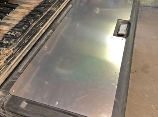 Tailgate Cover / 1980-1996 Ford Bronco