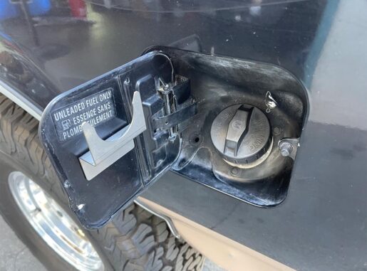 gas-cap-holder Gas Cap Holder universal